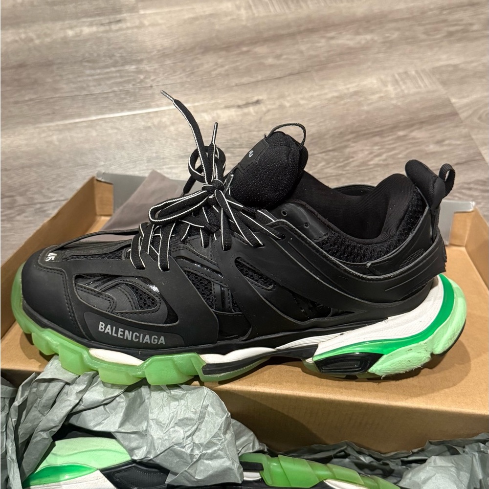 Balenciaga Men's Black and Green Sneakers